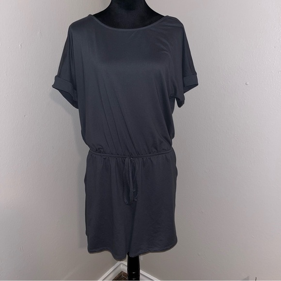 Zenana‎ Women’s Short Sleeve T-Shirt/Shorts Size Large Grey Romper - Picture 1 of 7